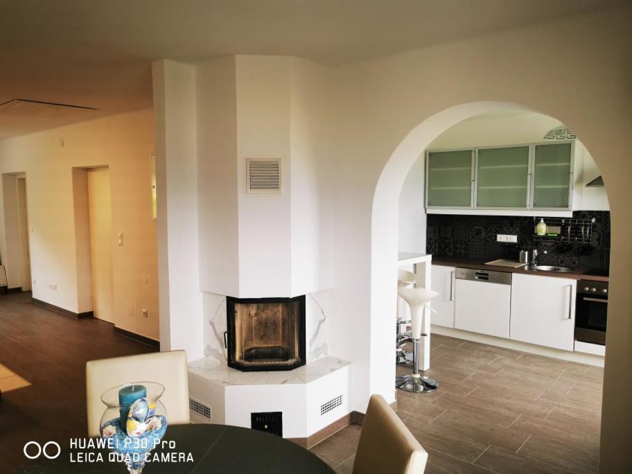 Panoramablick Exklusiv Apartman Villach Kültér fotó